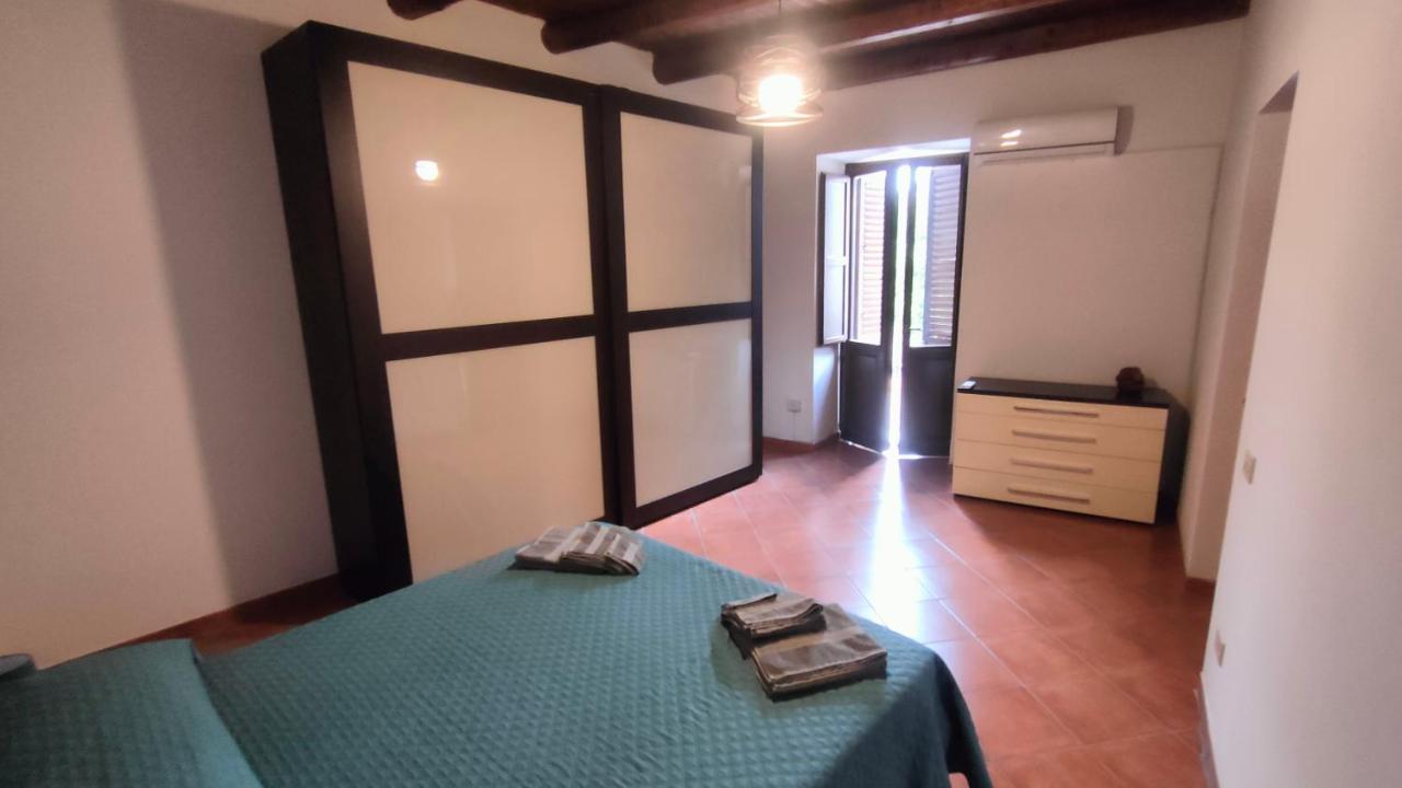 Vicolo Del Vento Casa Ponente Apartment Palermo Luaran gambar