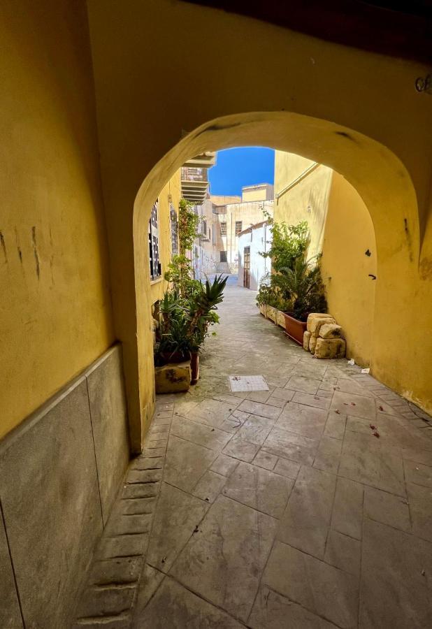 Vicolo Del Vento Casa Ponente Apartment Palermo Luaran gambar